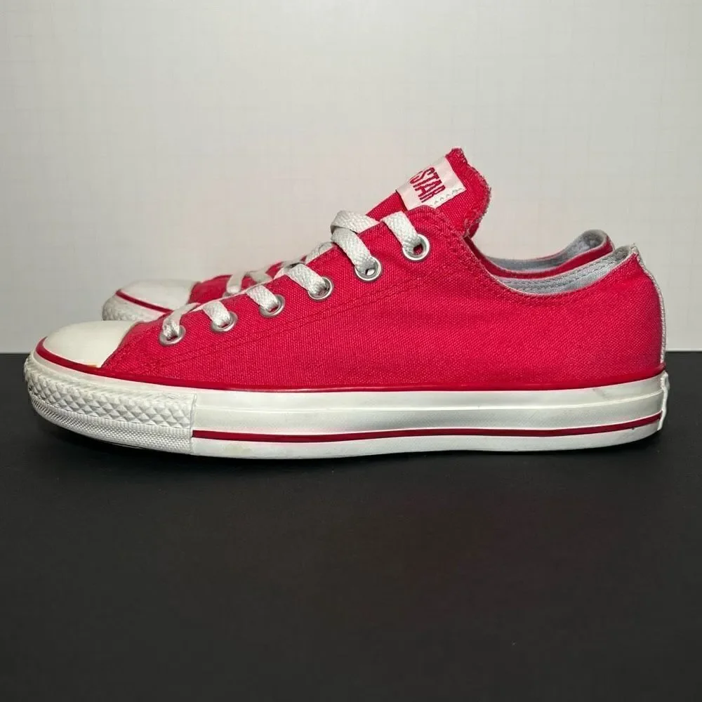 Girls/Womens CONVERSE Chuck Taylor All Star Pink Low Top Shoes / Size 6Y - 7.5 W